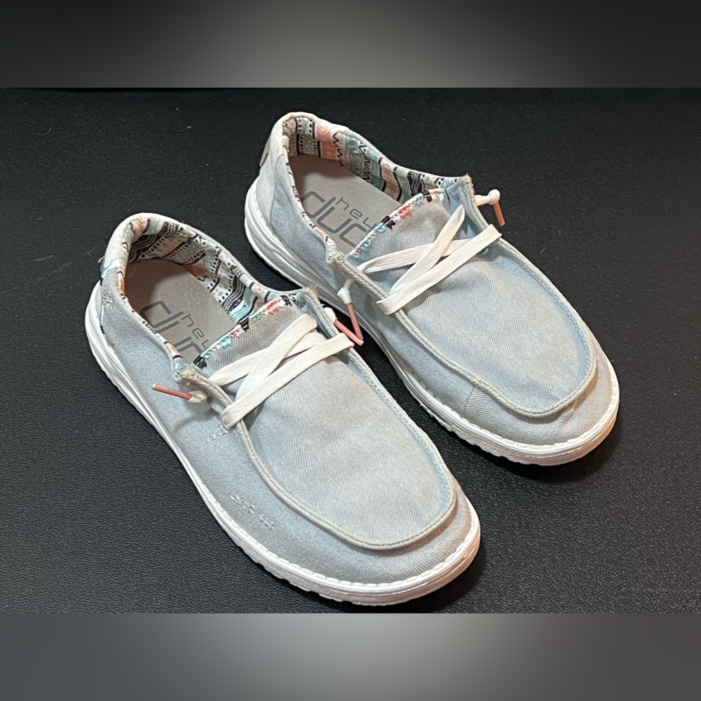 Hey Dude Wendy SZ 8